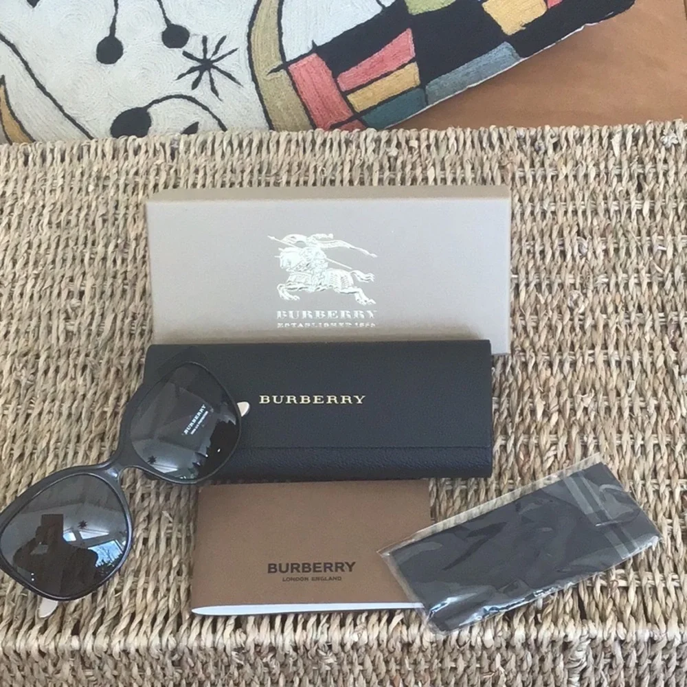 Burberry Women’s Sunglasses - Picture 5 of 6